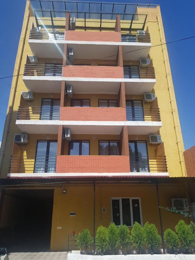 Hotel Lu-Ma Tbilisi Bagian luar foto